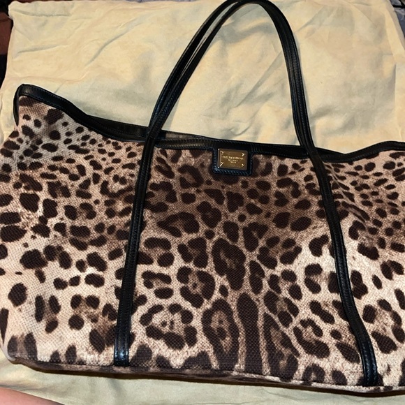 Dolce & Gabbana Handbags - Preloved Dolce & Gabbana leopard print great condition size W20” X L 15”
